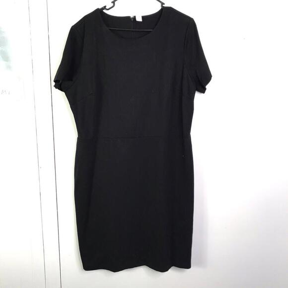 Old Navy Dresses & Skirts - Old Navy Dress Womens XXL Tall Short Sleeve Knit Sheath Stretch Black Capsule